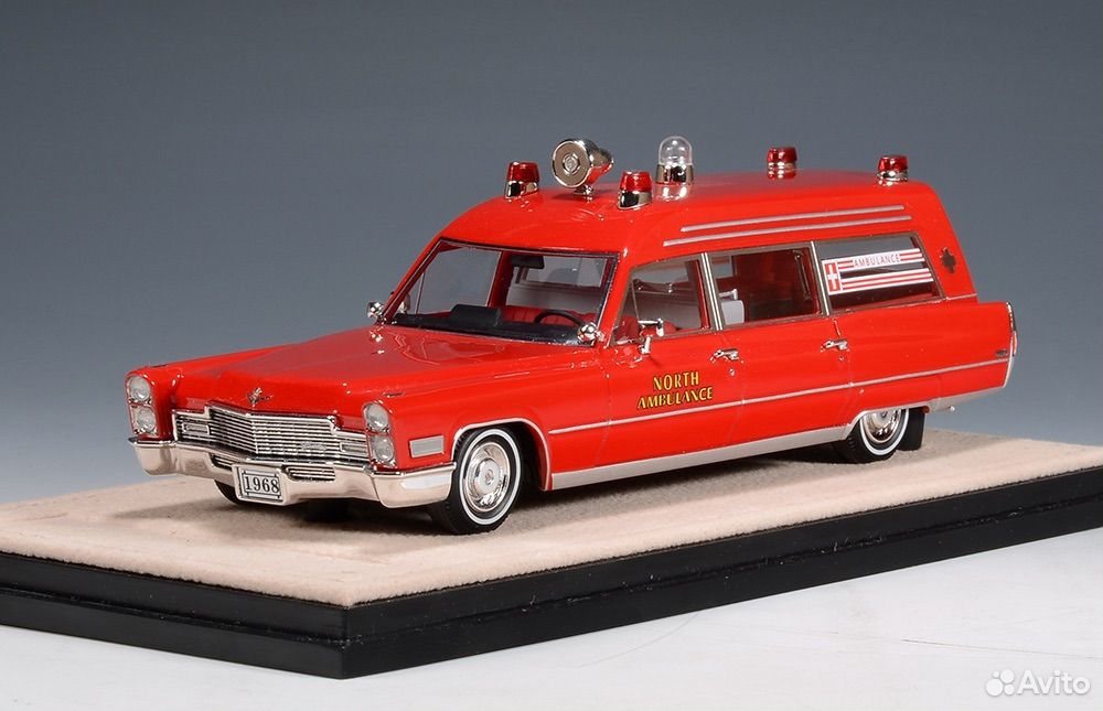 Коллекционная модель Cadillac Miller-Meteor Ambulance 1968 (2) 1:43