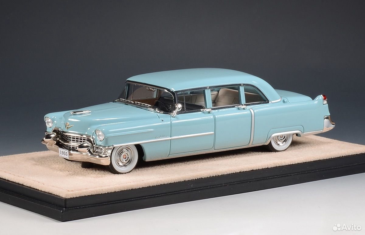 Коллекционная модель Cadillac Fleetwood 75 Limousine 1955 1:43