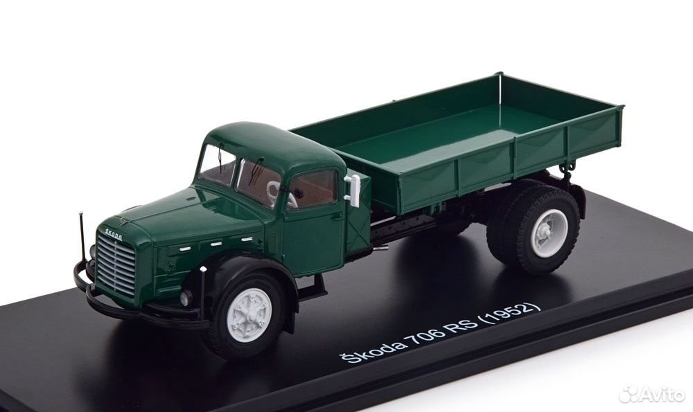 Коллекционная модель самосвала Skoda 706 RS 1952 Dark Green/Black 1:43