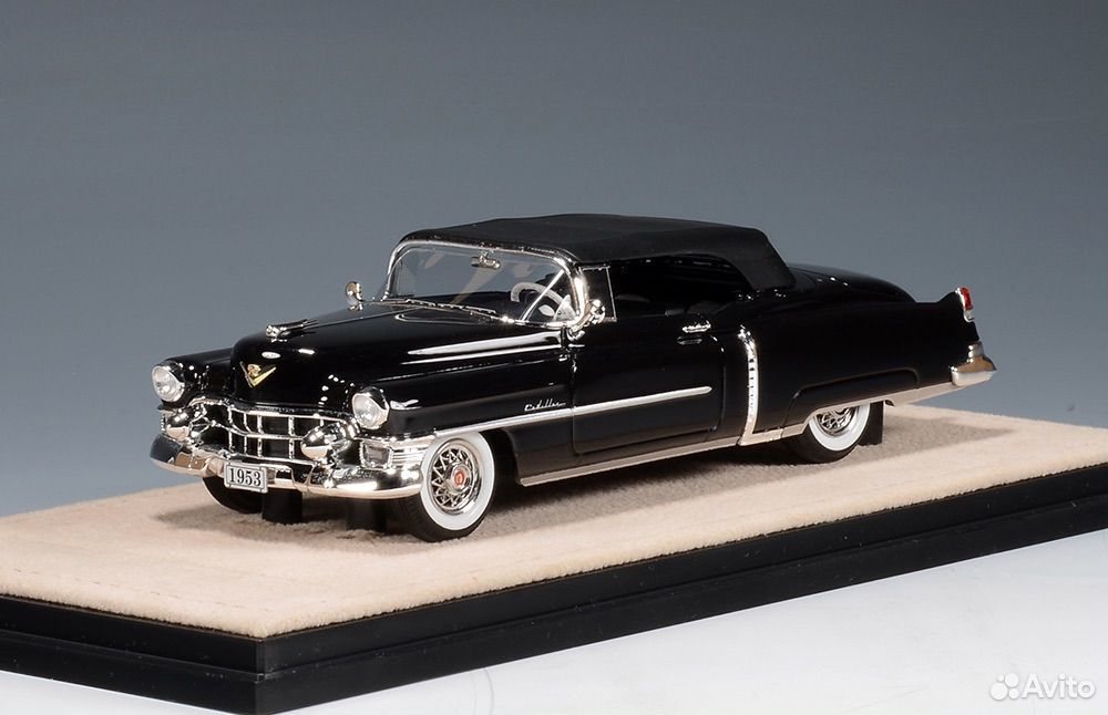 Коллекционная модель Cadillac Eldorado Convertible 1953 Black 1:43