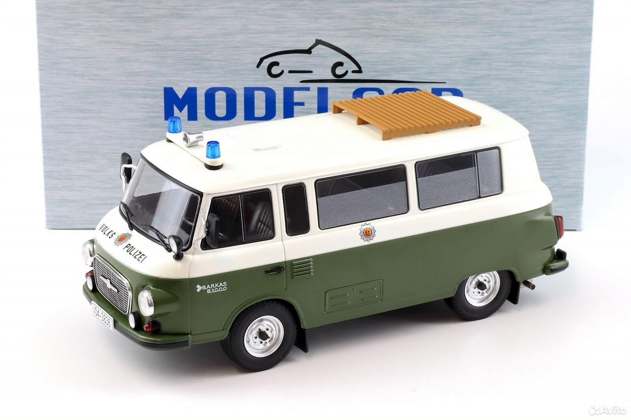 Коллекционная модель Barkas B1000 Bus "Volkspolizei" 1965 1:18