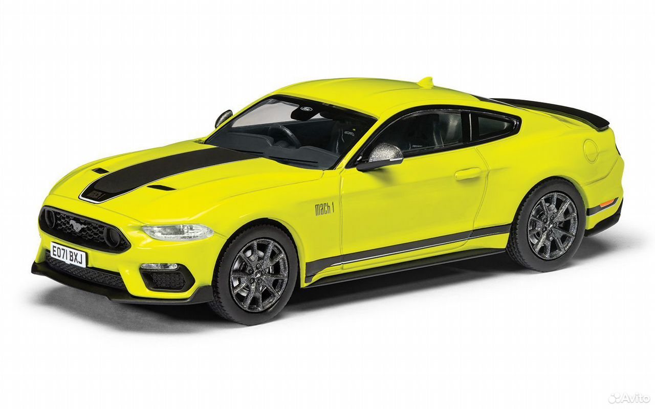 Коллекционная модель Ford Mustang Mach 1 (Mk6) 2021 Grabber Yellow 1:43