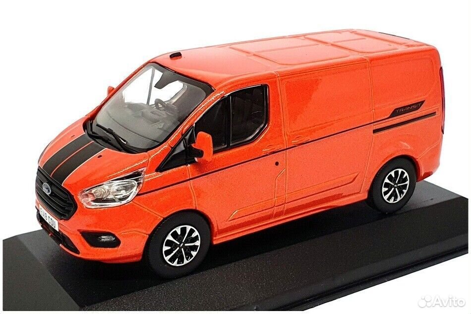 Коллекционная модель Ford Transit Custom Sport 2018 Orange/Black 1:43