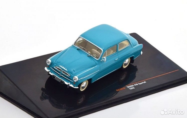 Коллекционная модель Skoda 440 Spartak 1955 Turquoise 1:43 IXO