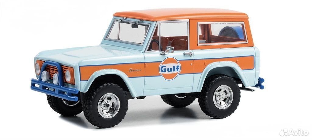 Коллекционная модель Ford Bronco "Gulf Oil" 1966 1:24 GreenLight