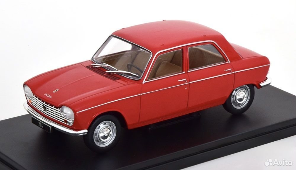 Коллекционная модель Peugeot 204 1968 Red 1:24 WhiteBox