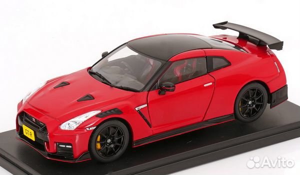 Коллекционная модель Nissan GT-R (R35) Nismo 2021 Red 1:24