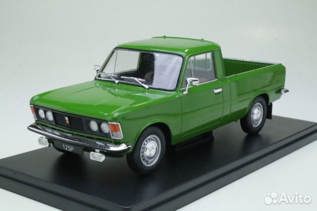 Коллекционная модель Fiat 125p Pick-Up 1975 Green 1:24 WhiteBox