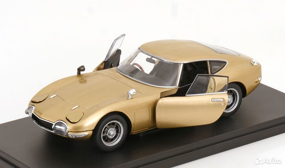 Модели автомобилей Toyota 2000 GT Coupe 1967 1:24