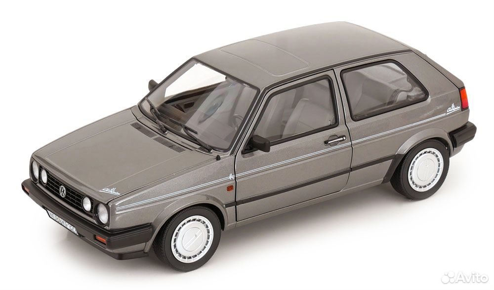 Коллекционная модель VW Golf II Champion 1989 Grey Metallic 1:18