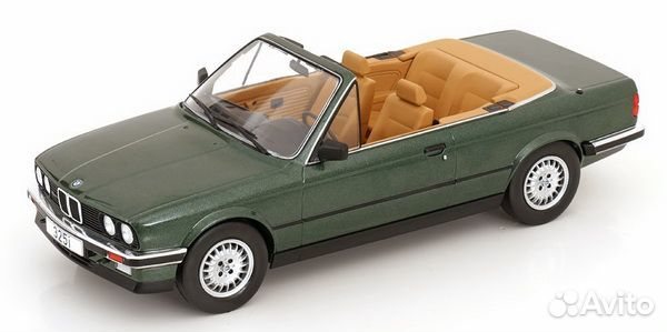 Коллекционная модель BMW 325i (E30) Cabriolet 1985 зеленый 1:18