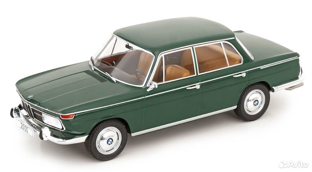 Коллекционная модель BMW 2000 (Type 121) 1966 (2) 1:18 MCG
