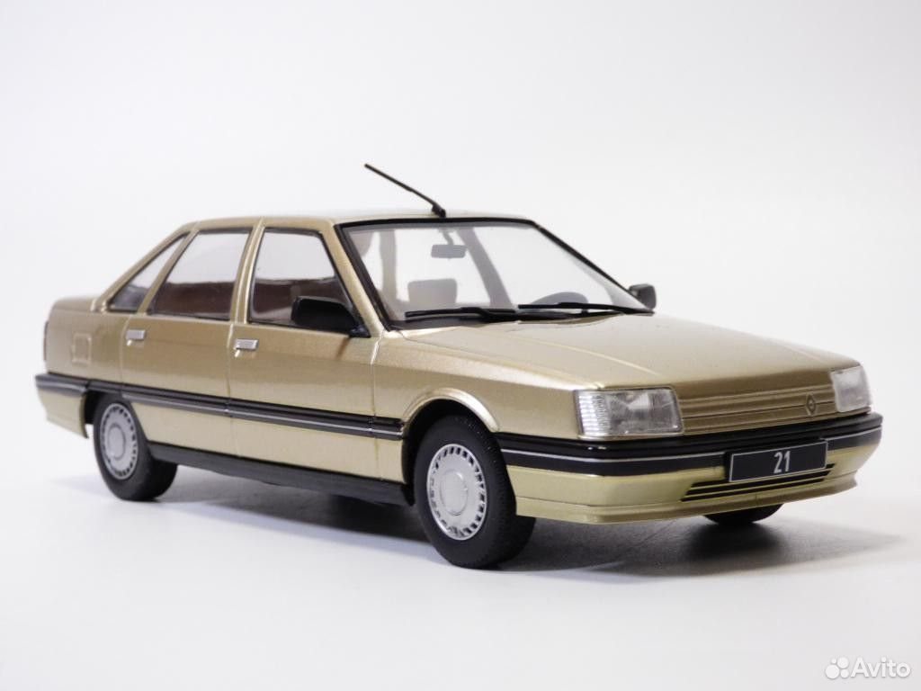Коллекционная модель Renault 21 1986 Beige 1:24 WhiteBox