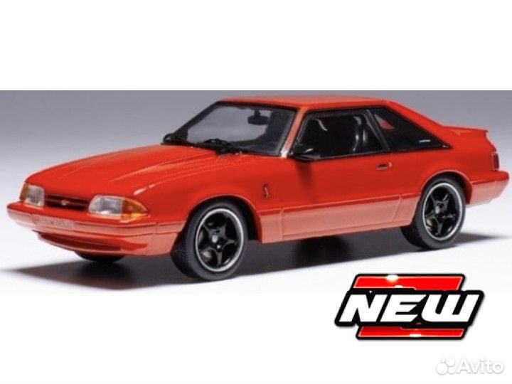 Коллекционная модель Ford Mustang LX 5.0 Coupe 1992 1:43 IXO