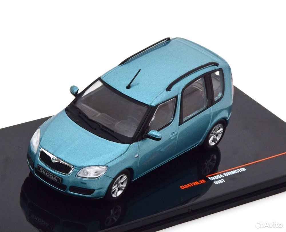 Коллекционная модель Skoda Roomster 2007 Light Blue Metallic 1:43