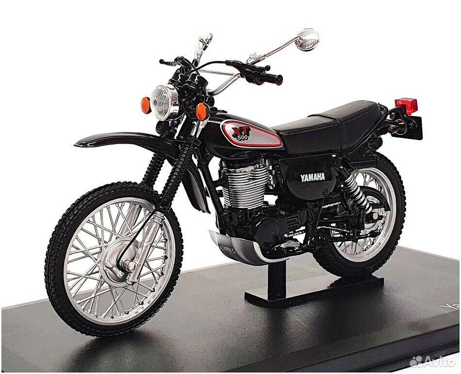 Коллекционная модель мотоцикла Yamaha XT500 1988 Black/Silver 1:18 Norev