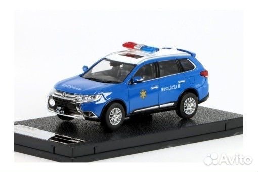 Коллекционная модель Mitsubishi Outlander III 2017 1:43 Vitesse