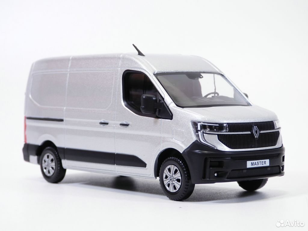 Коллекционная модель Renault Master E-Tech 100% Electric 2024 1:43