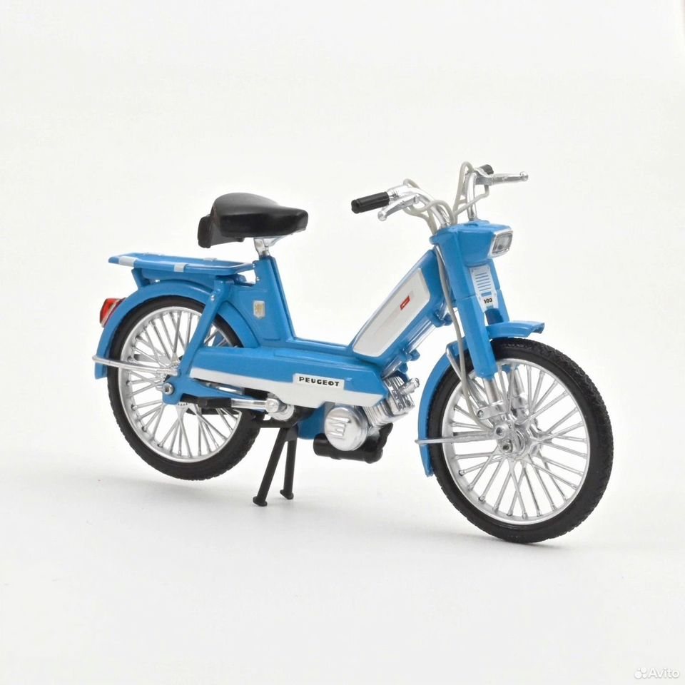Коллекционная модель мопеда Peugeot 103 1972 Blue 1:18 Norev