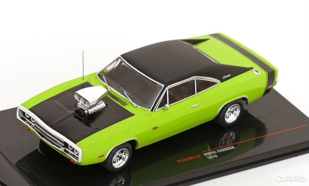 Коллекционная модель Dodge Charger R/T 1970 Green/Black 1:43 IXO