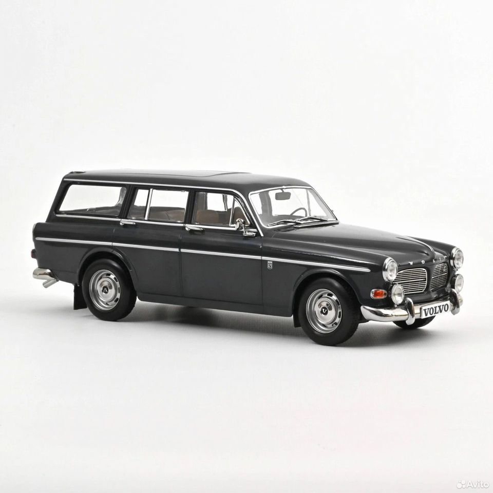 Коллекционная модель Volvo 120 Amazon Break 1966 Graphite Grey 1:18