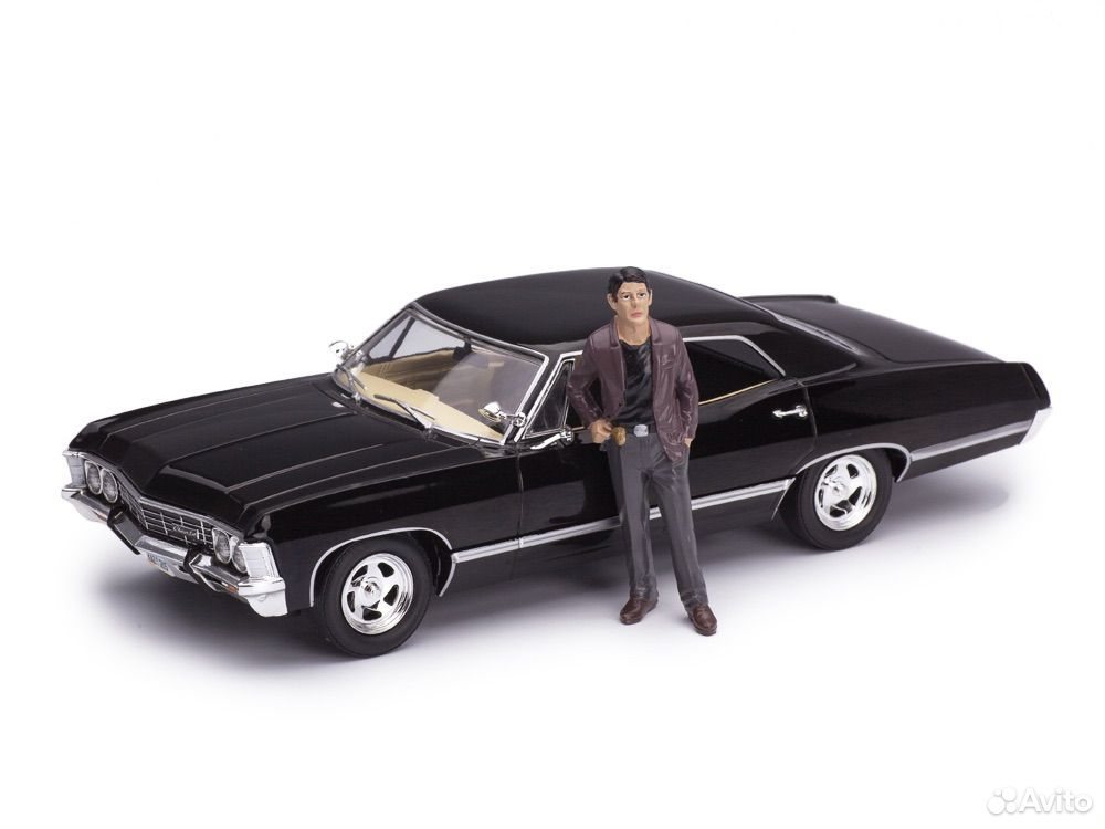 Коллекционная модель Chevrolet Impala Sport Sedan 1967 1:24