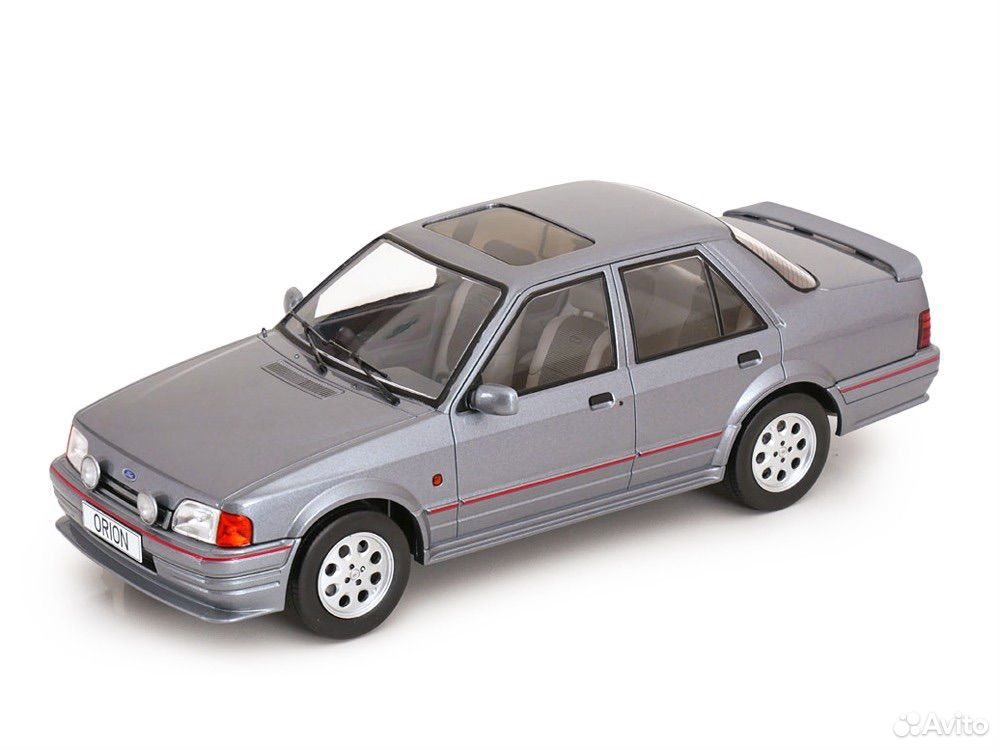 Коллекционная модель Ford Orion Mkii 1986 Gray 1:18 MCG