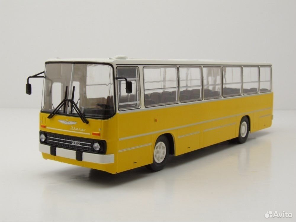 Коллекционная модель автобуса Ikarus 260.51 1975 желтый 1:43