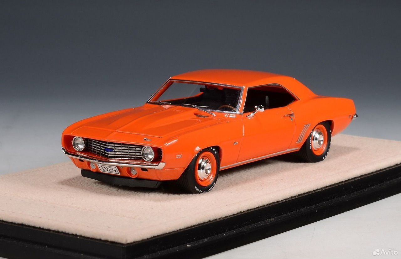 Коллекционная модель Chevrolet Camaro ZL1 Copo 1969 Hugger Orange 1:43