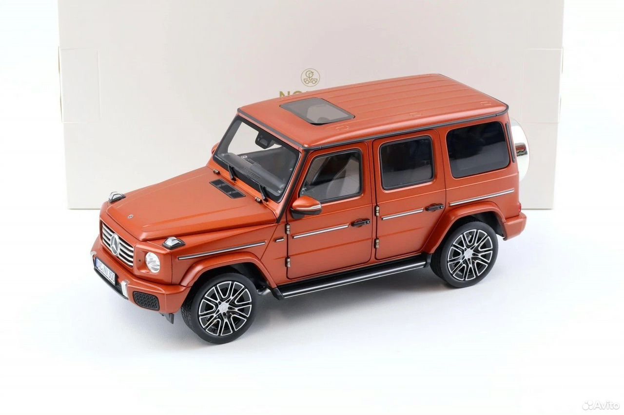 Коллекционная модель Mercedes-Benz G-class 4x4 2024 1:18 Norev