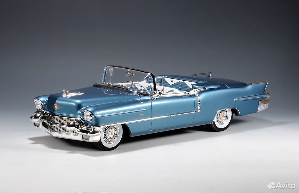 Коллекционная модель Cadillac Eldorado Biarritz 1956 Bahama Blue 1:18
