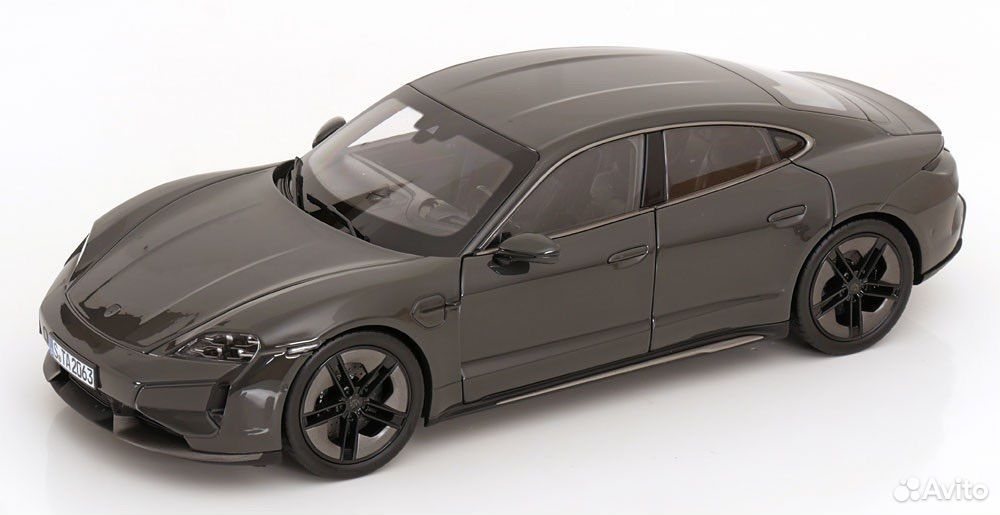 Коллекционная модель Porsche Taycan Turbo S 2024 Slate Grey Neo 1:18