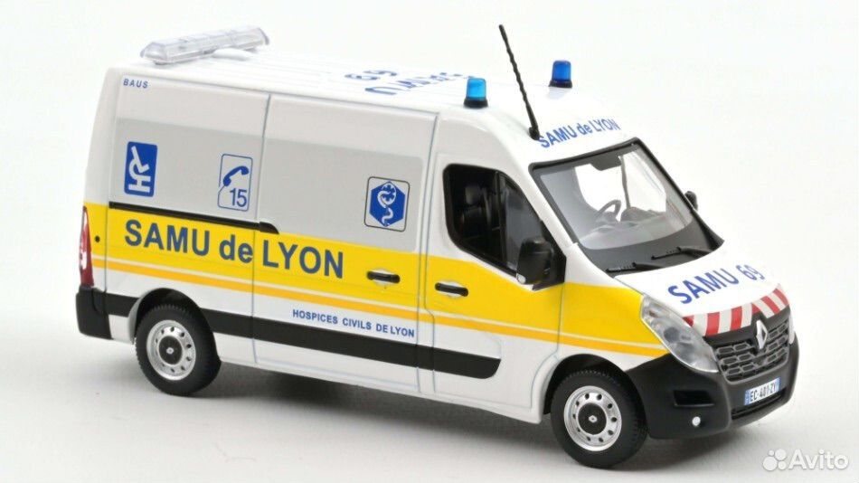 Коллекционная модель Renault Master "SAMU de Lyon" 2014 1:43