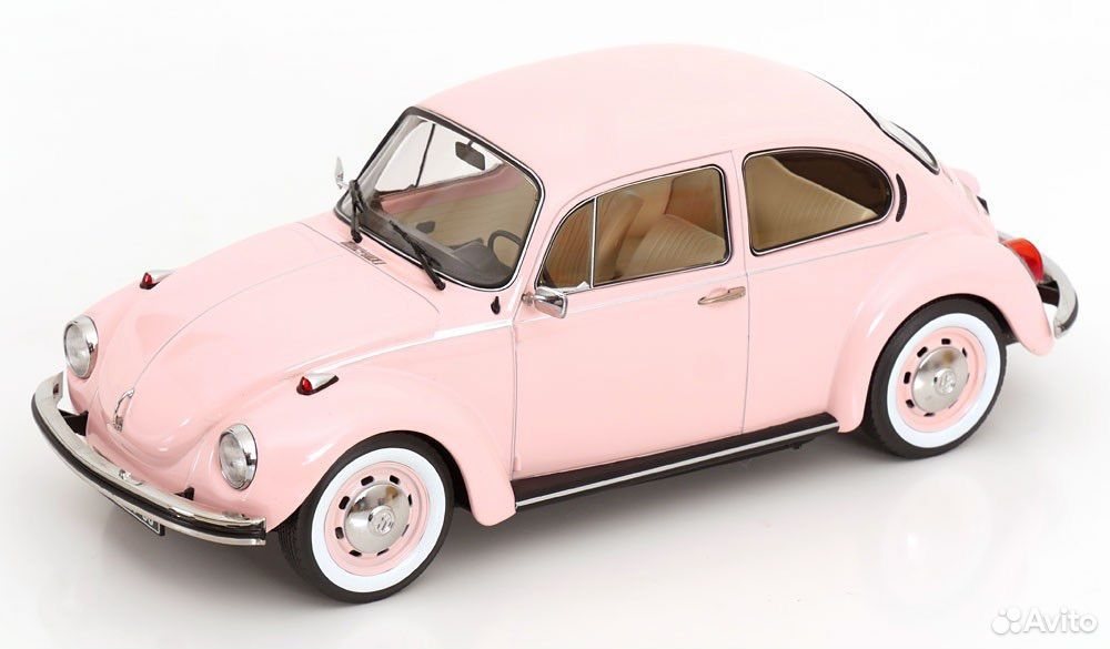 Коллекционная модель VW Beetle 1303 1973 Pastel Pink 1:18 Norev
